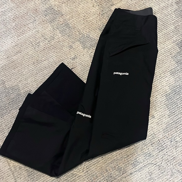 Women’s Patagonia Snow Pants, Small - Picture 9 of 12
